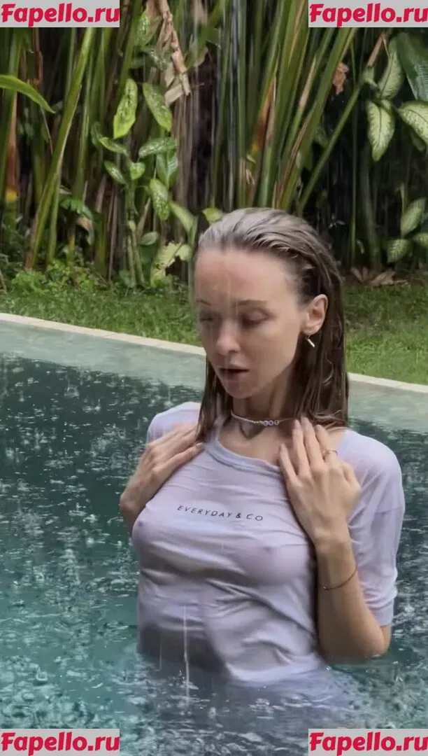Anna Tsaralunga Onlyfans Photo Gallery 