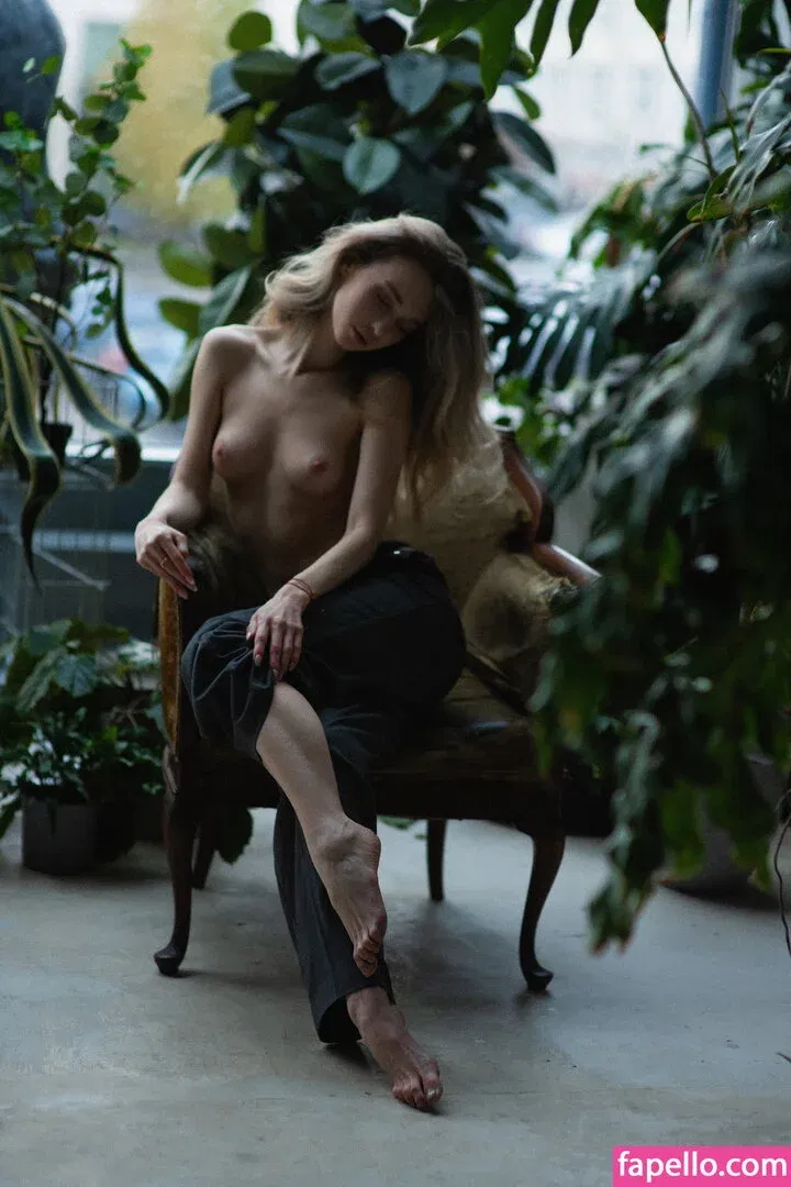 Anna Tsaralunga Onlyfans Photo Gallery 