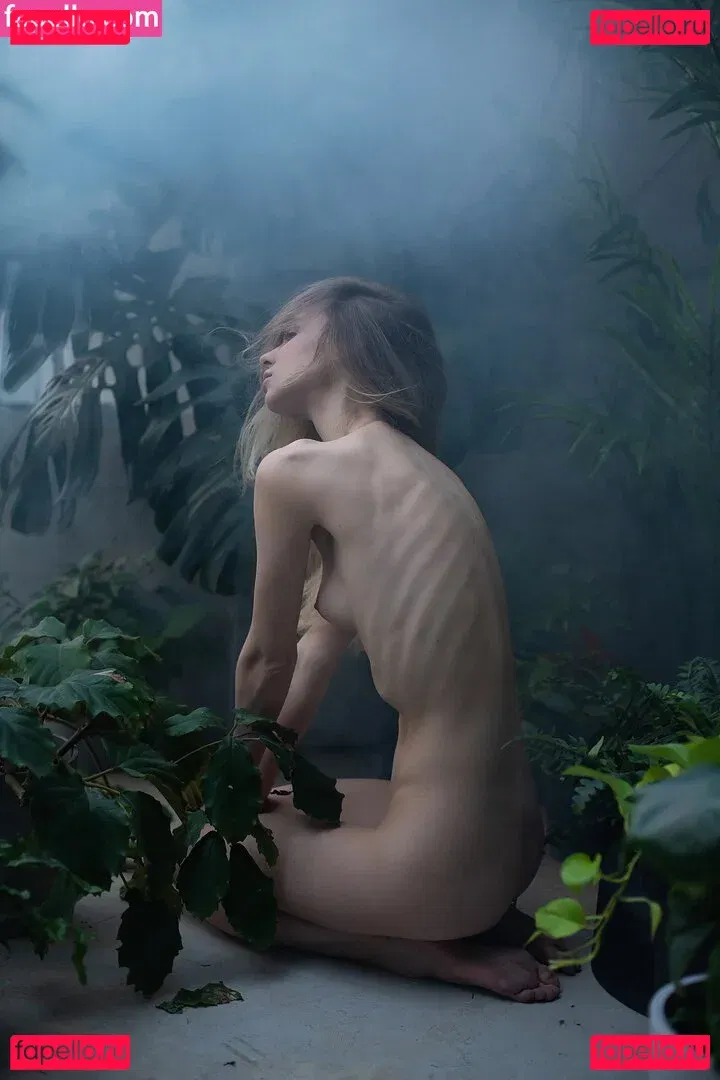 Anna Tsaralunga Onlyfans Photo Gallery 