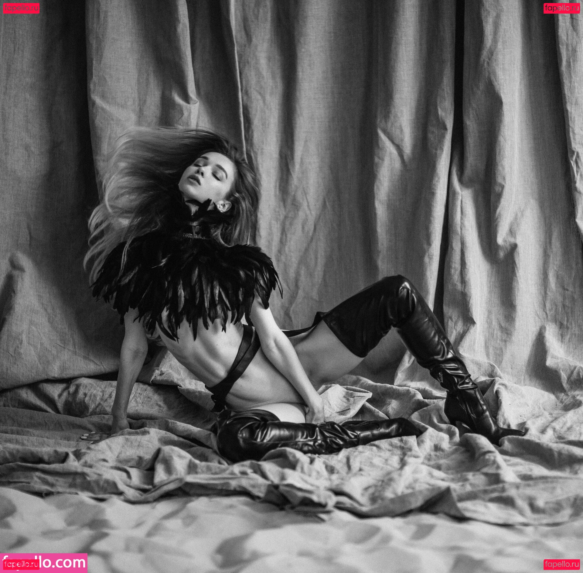 Anna Tsaralunga Onlyfans Photo Gallery 