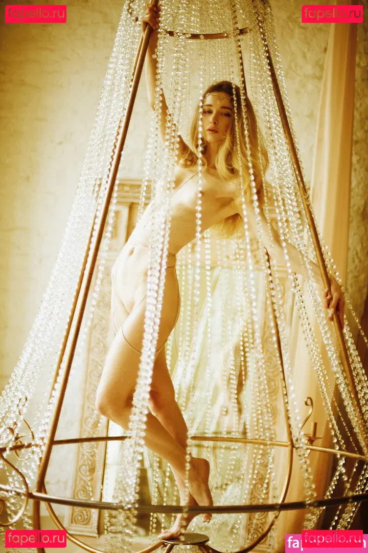 Anna Tsaralunga Onlyfans Photo Gallery 