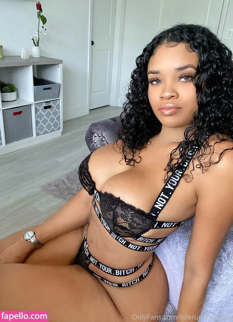 TylerUncensored Onlyfans Photo Gallery 