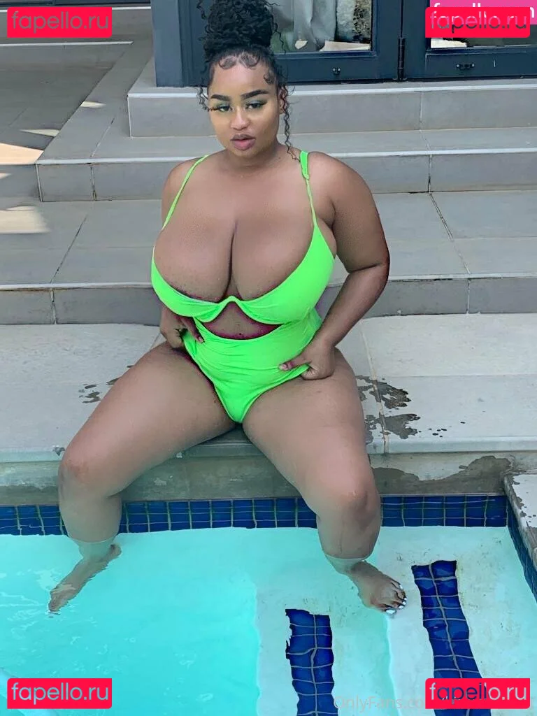 Kim Tiddies Onlyfans Photo Gallery 