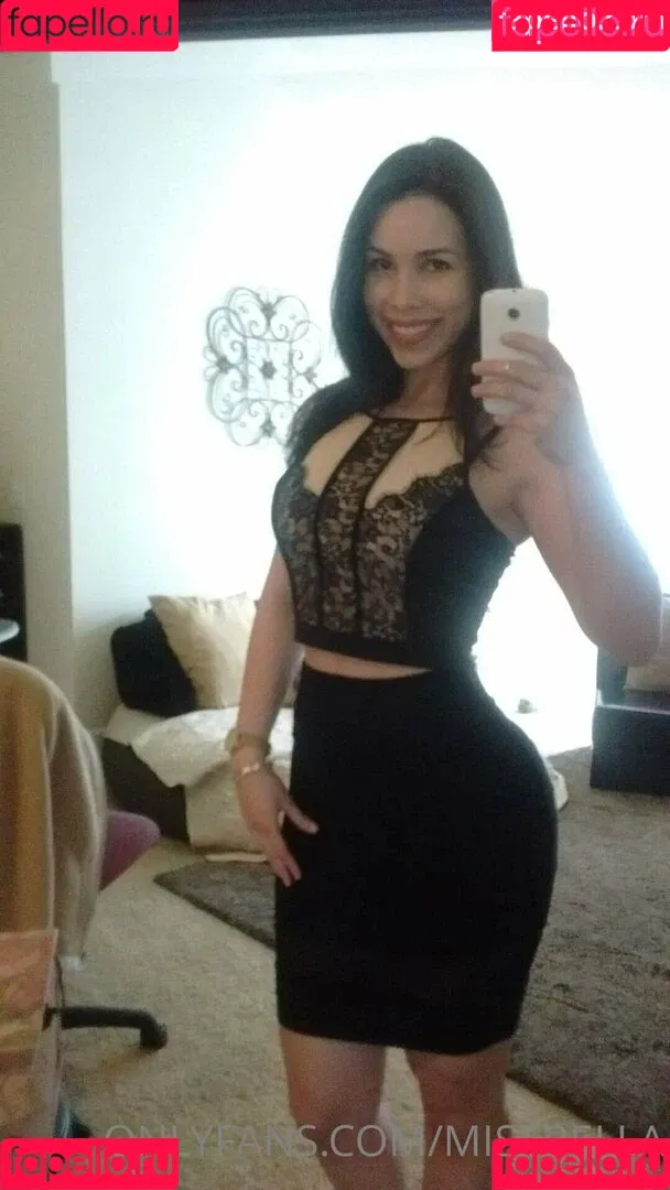 MissBella Onlyfans Photo Gallery 