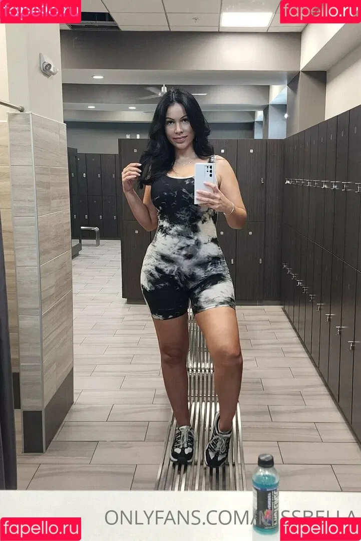 MissBella Onlyfans Photo Gallery 