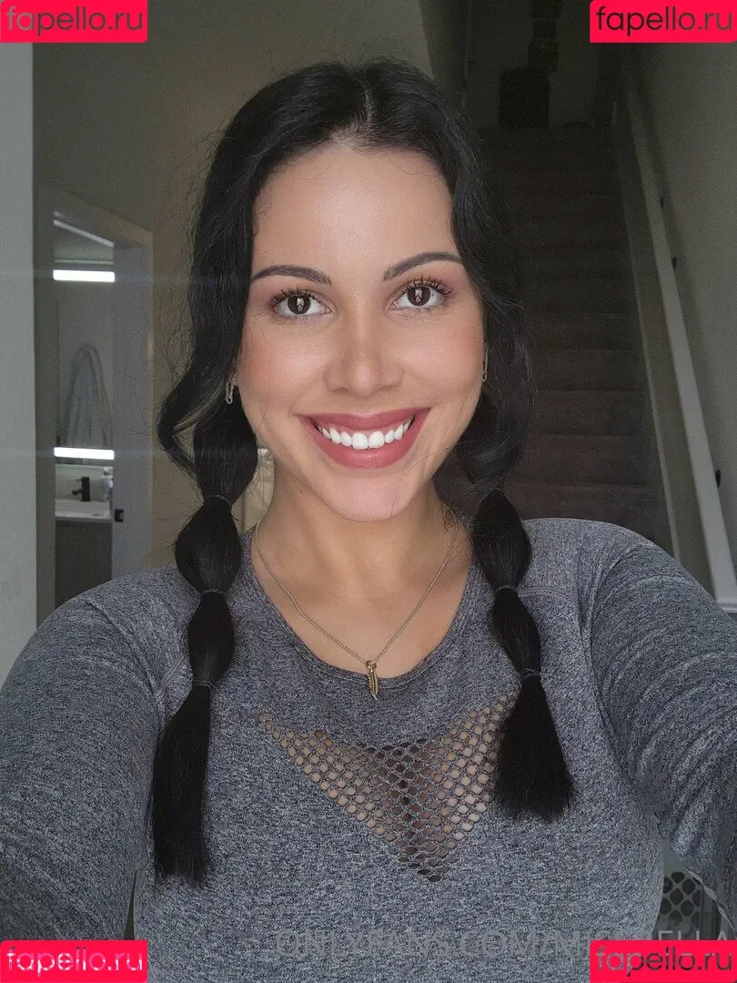 MissBella Onlyfans Photo Gallery 