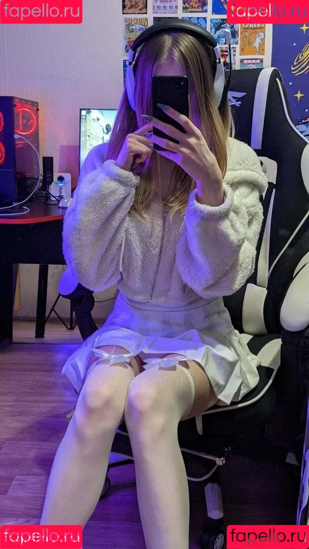 acenat0r Onlyfans Photo Gallery 