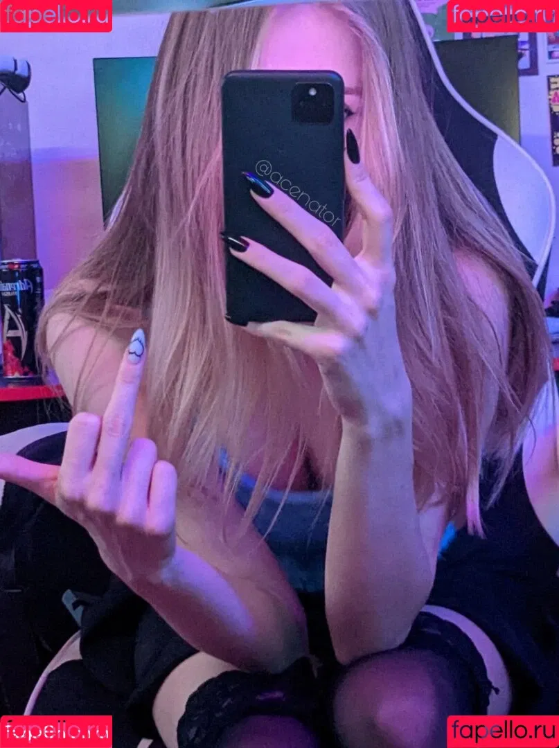 acenat0r Onlyfans Photo Gallery 