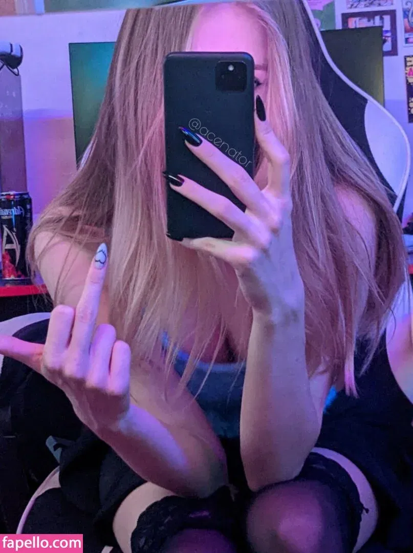 acenat0r Onlyfans Photo Gallery 