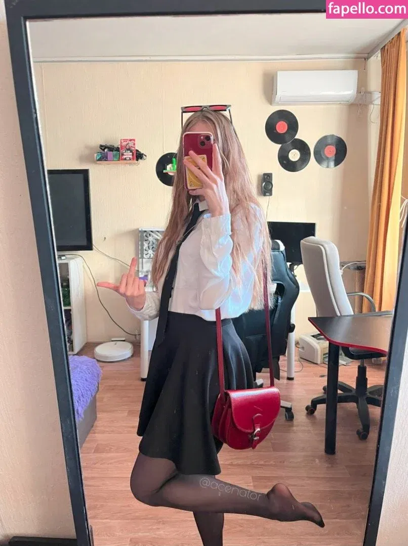 acenat0r Onlyfans Photo Gallery 