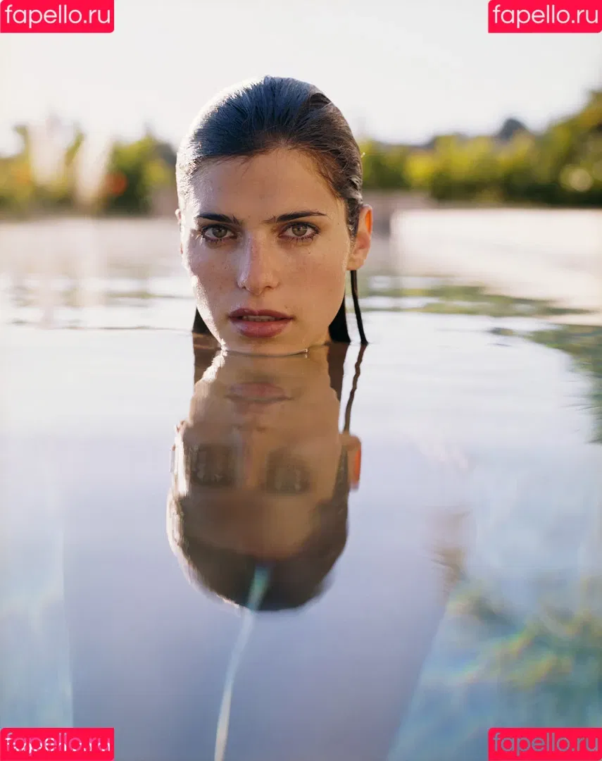 Lake Bell Onlyfans Photo Gallery 