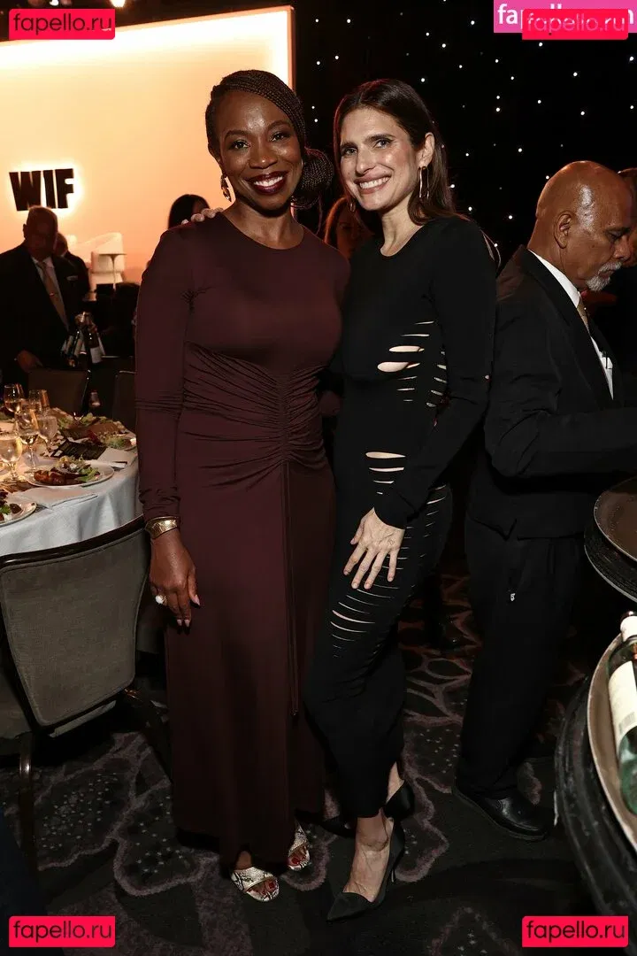 Lake Bell Onlyfans Photo Gallery 