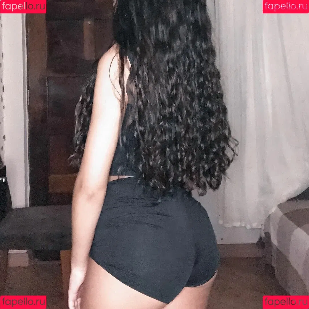 karamba_liviaa Onlyfans Photo Gallery 