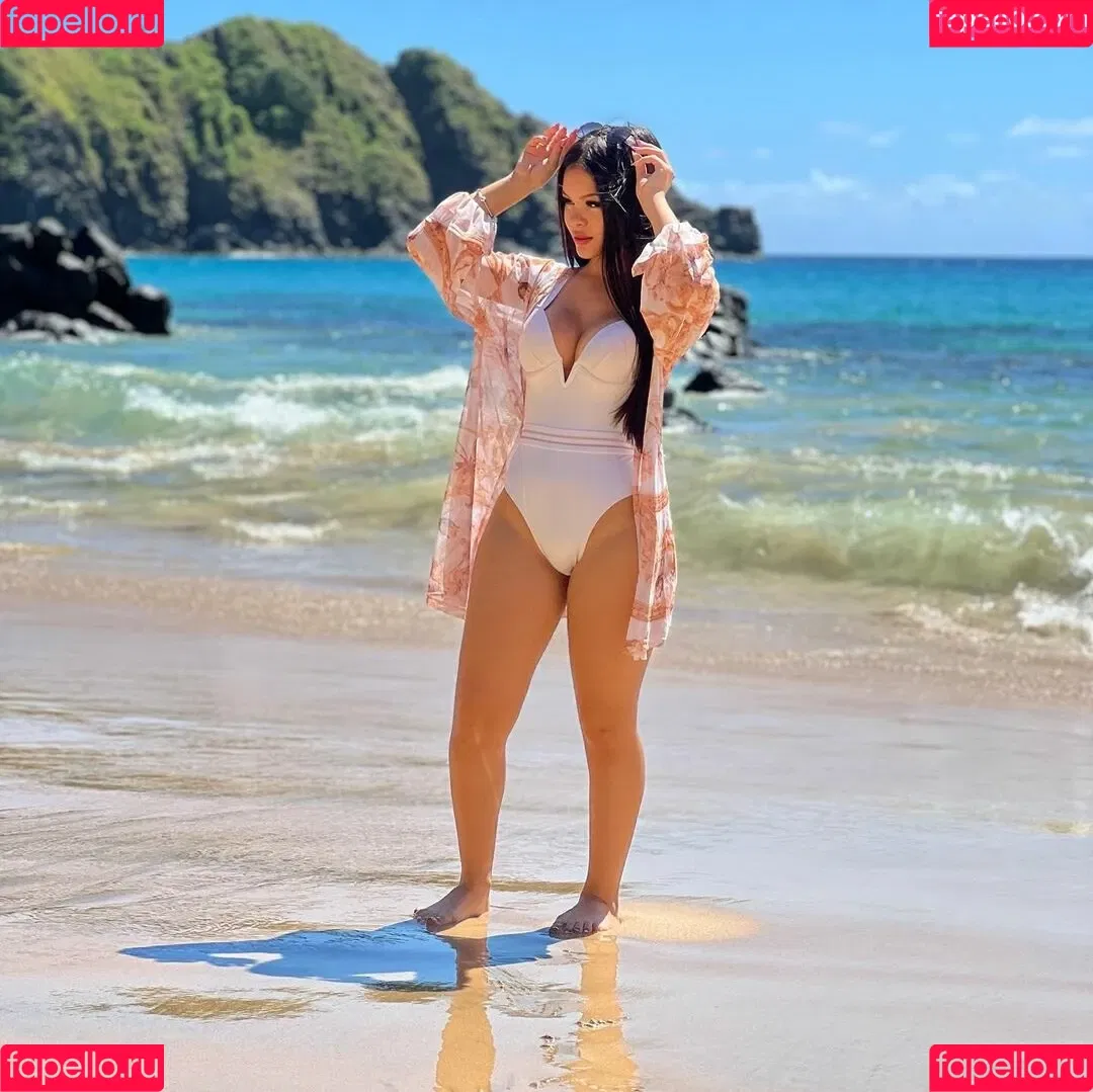 karamba_liviaa Onlyfans Photo Gallery 