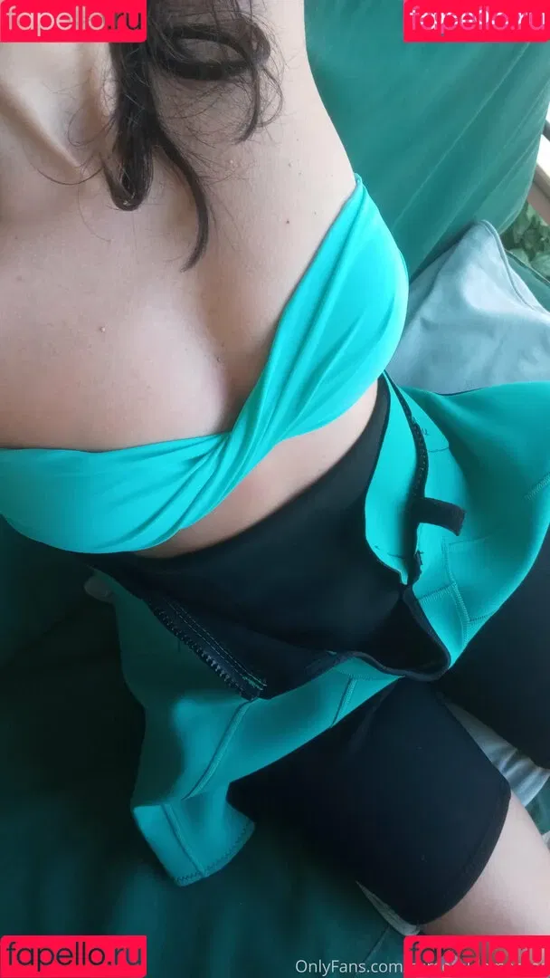esmeraldamentee Onlyfans Photo Gallery 