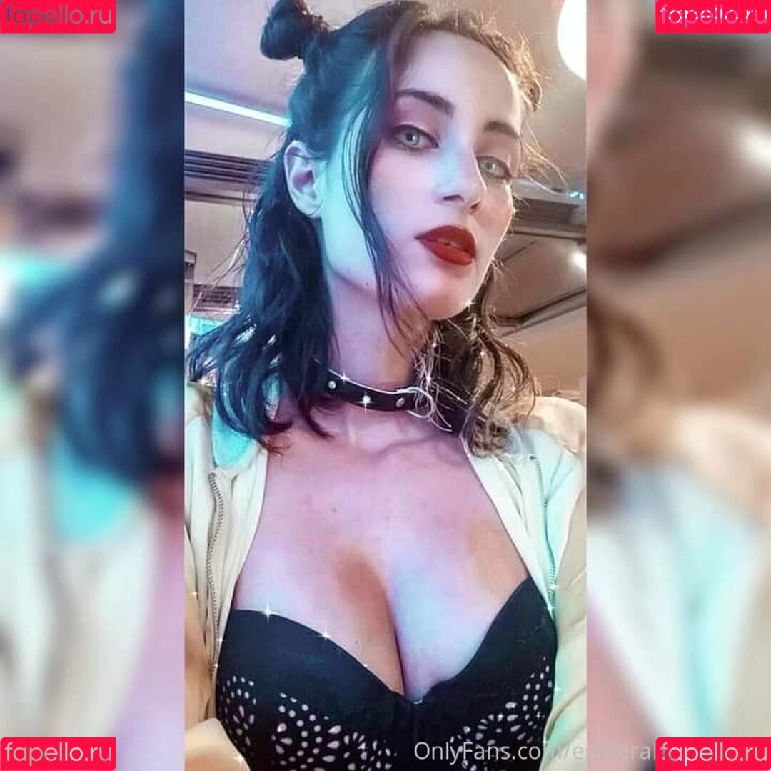 esmeraldamentee Onlyfans Photo Gallery 