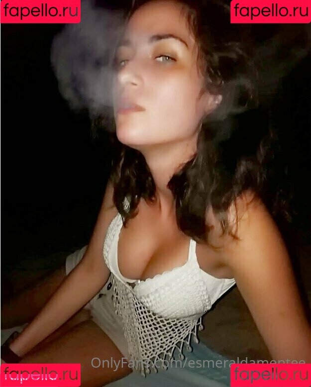 esmeraldamentee Onlyfans Photo Gallery 