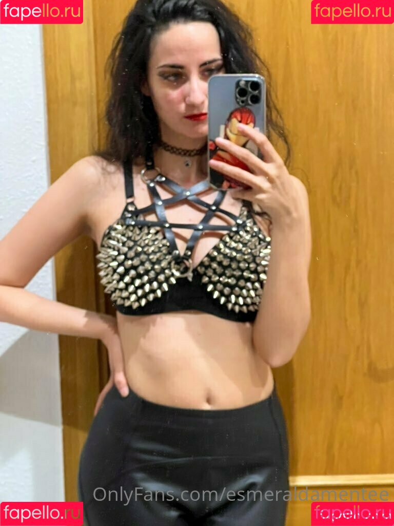 esmeraldamentee Onlyfans Photo Gallery 