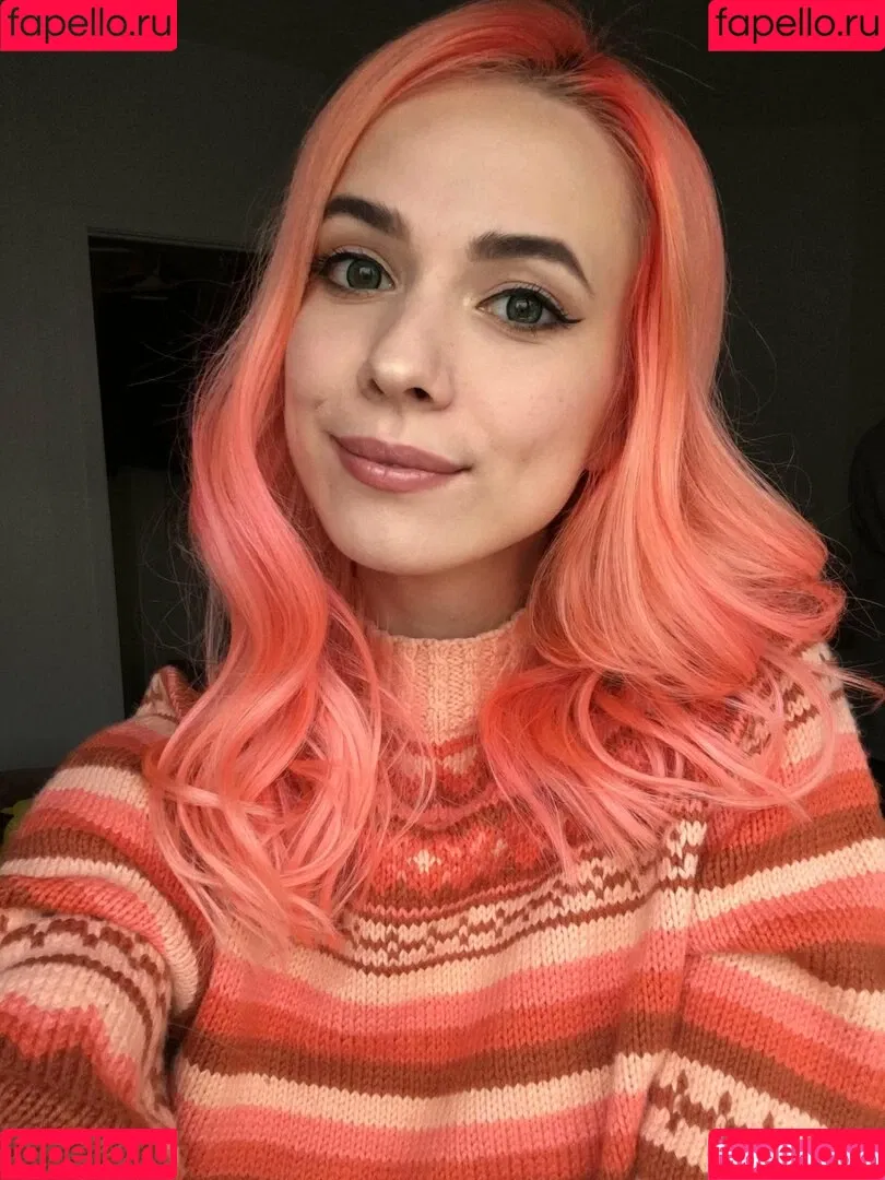 Fairy Elfie Onlyfans Photo Gallery 