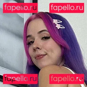 Fairy Elfie Onlyfans Photo Gallery 