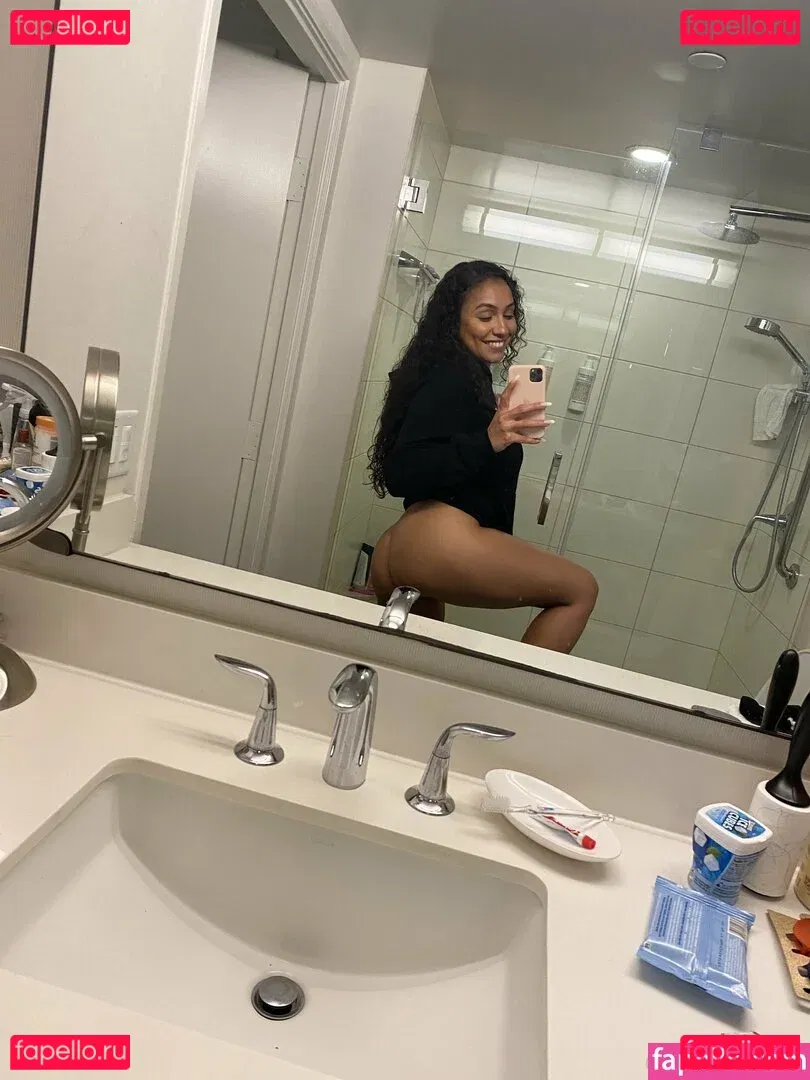 QueenPatrona Onlyfans Photo Gallery 