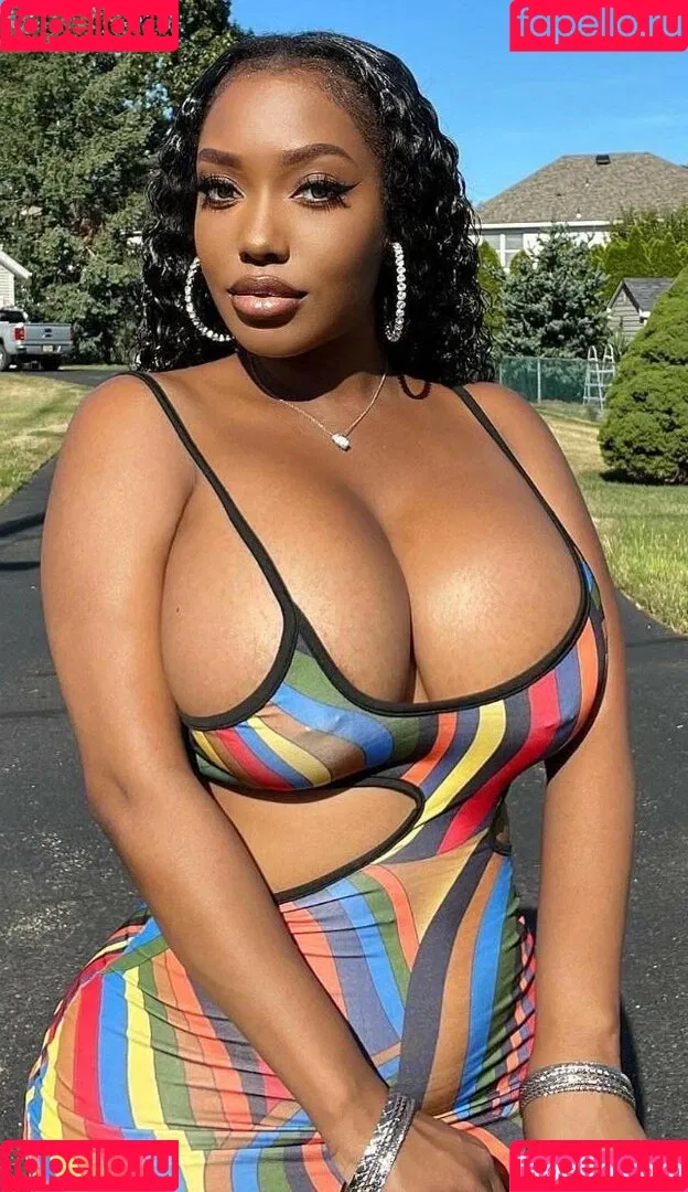 Mswandaxo Onlyfans Photo Gallery 