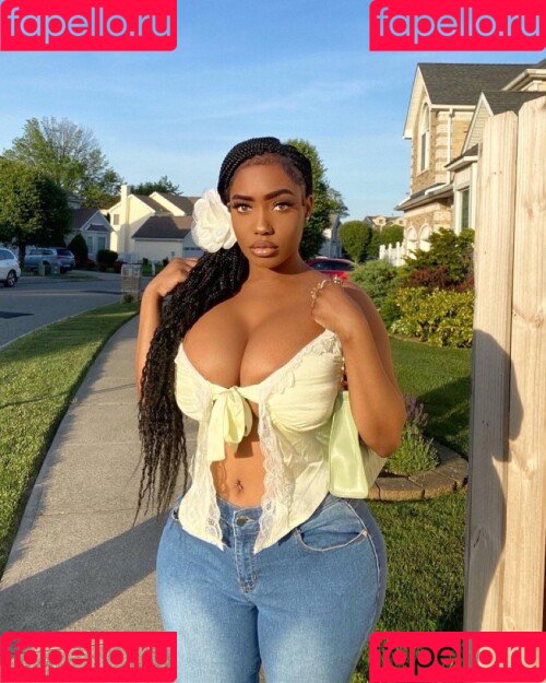 Mswandaxo Onlyfans Photo Gallery 