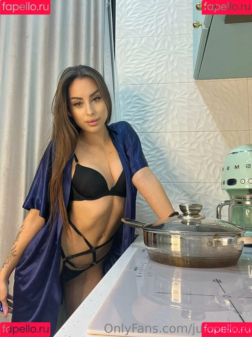 julianoble Onlyfans Photo Gallery 