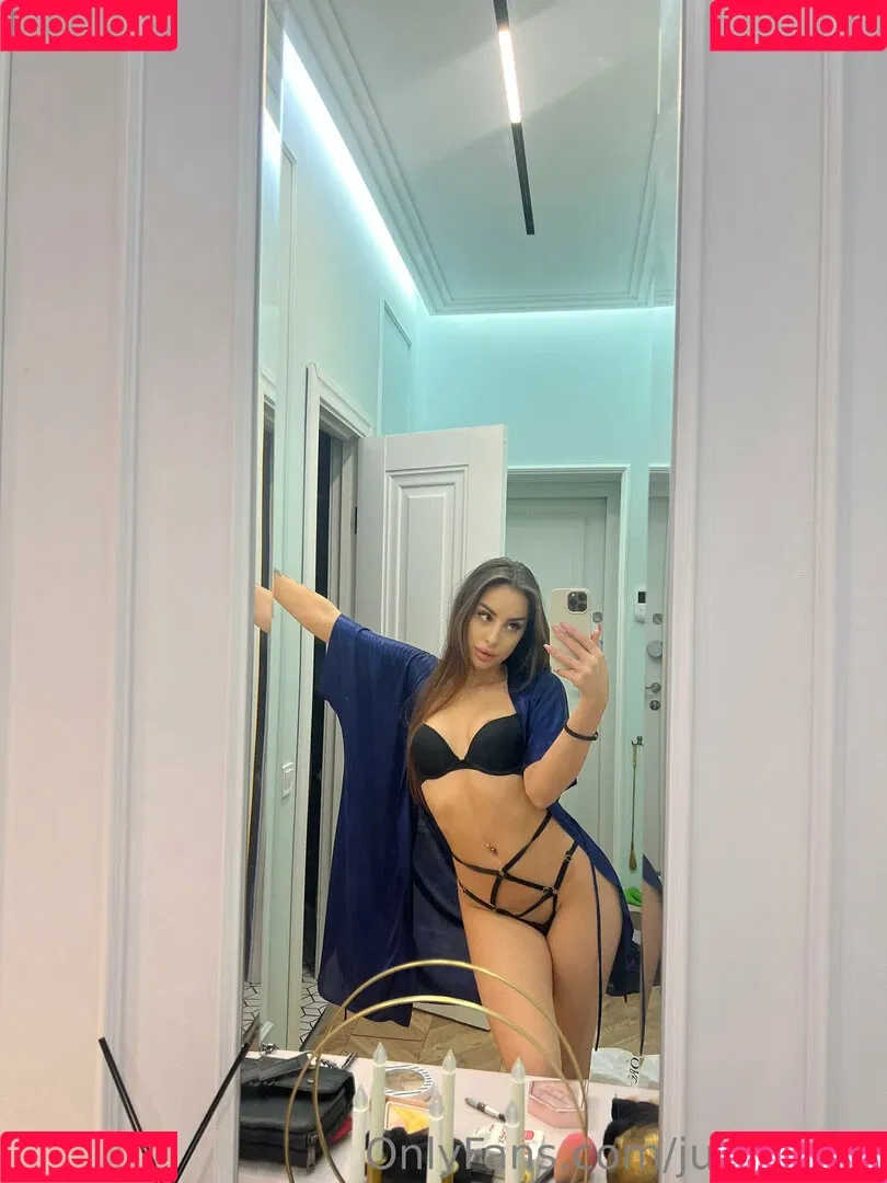 julianoble Onlyfans Photo Gallery 