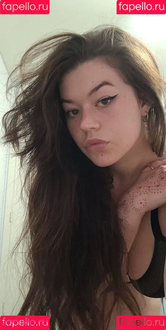 Sav Onlyfans Photo Gallery 