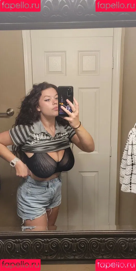 Sav Onlyfans Photo Gallery 