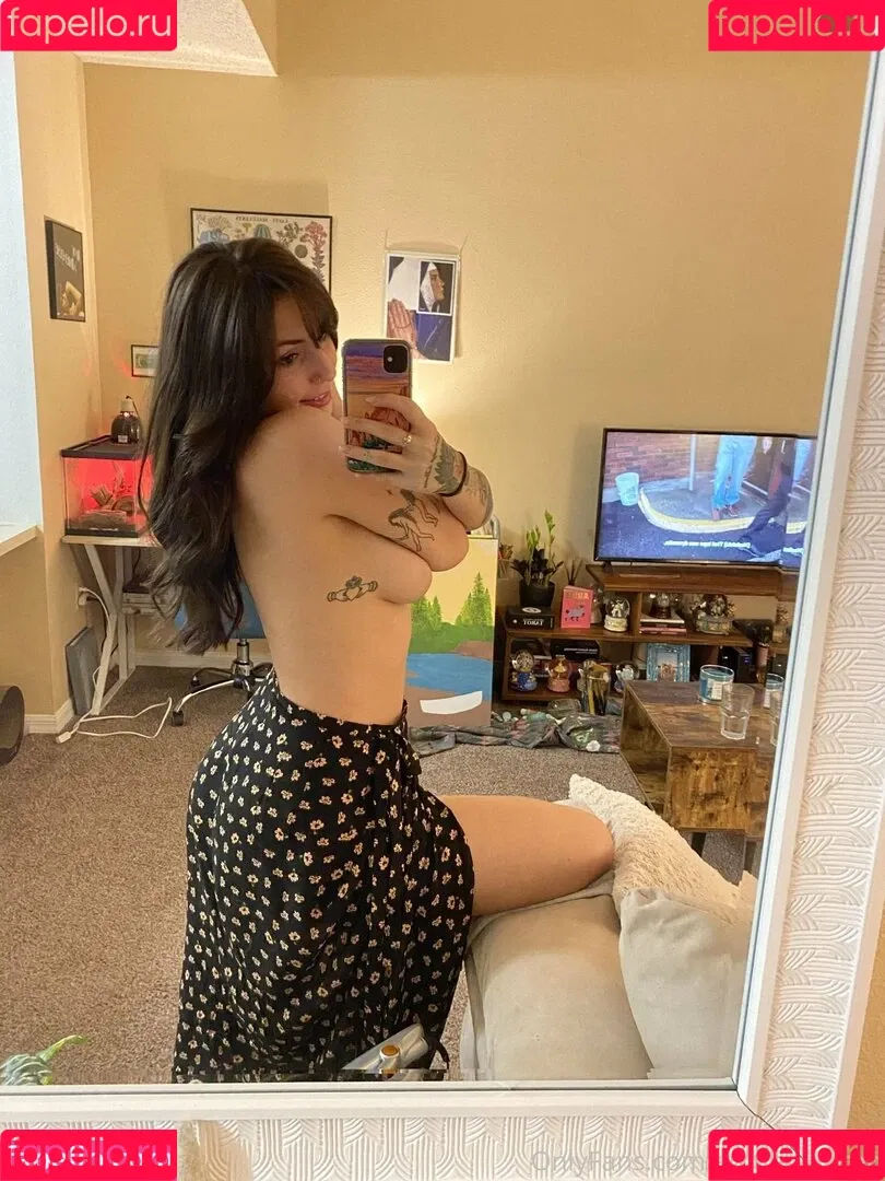 mollymaeve Onlyfans Photo Gallery 