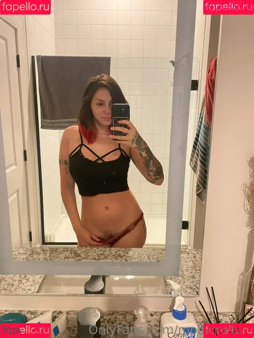 mollymaeve Onlyfans Photo Gallery 