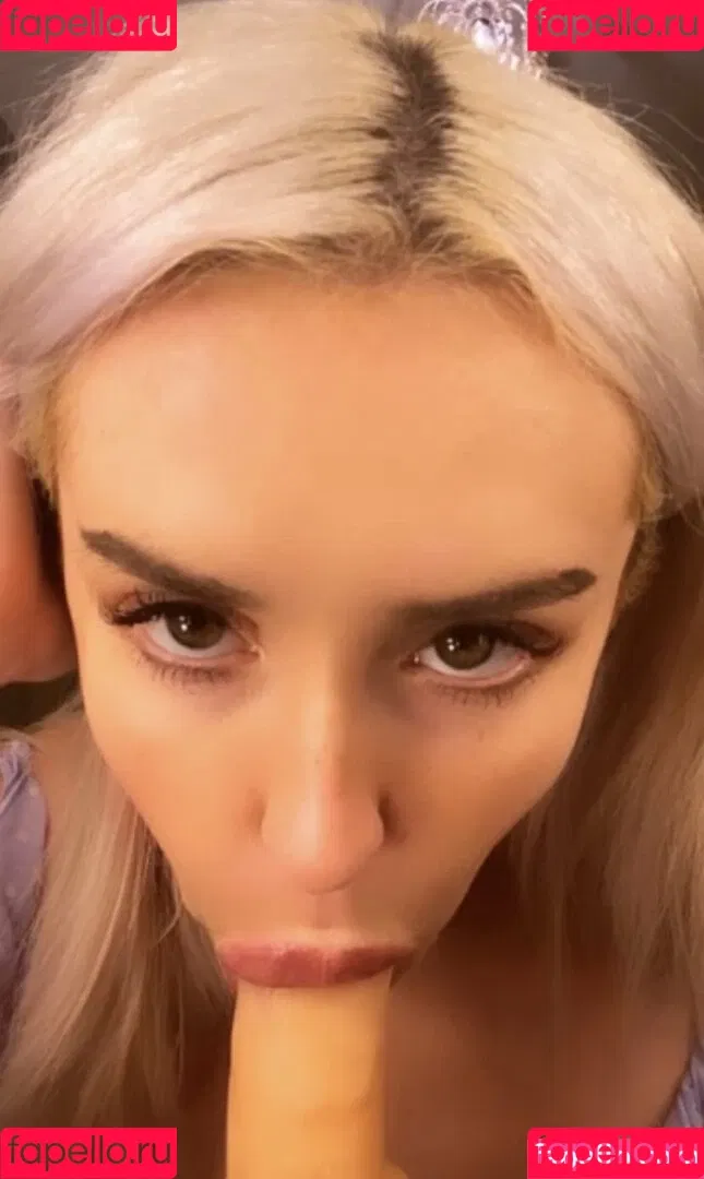 leastayspeachy Onlyfans Photo Gallery 
