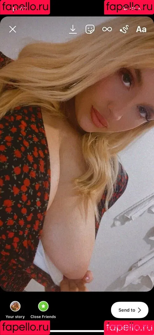 leastayspeachy Onlyfans Photo Gallery 
