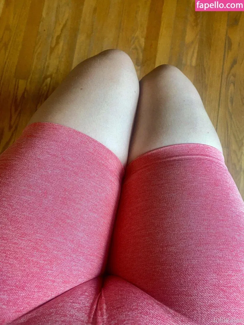 leastayspeachy Onlyfans Photo Gallery 