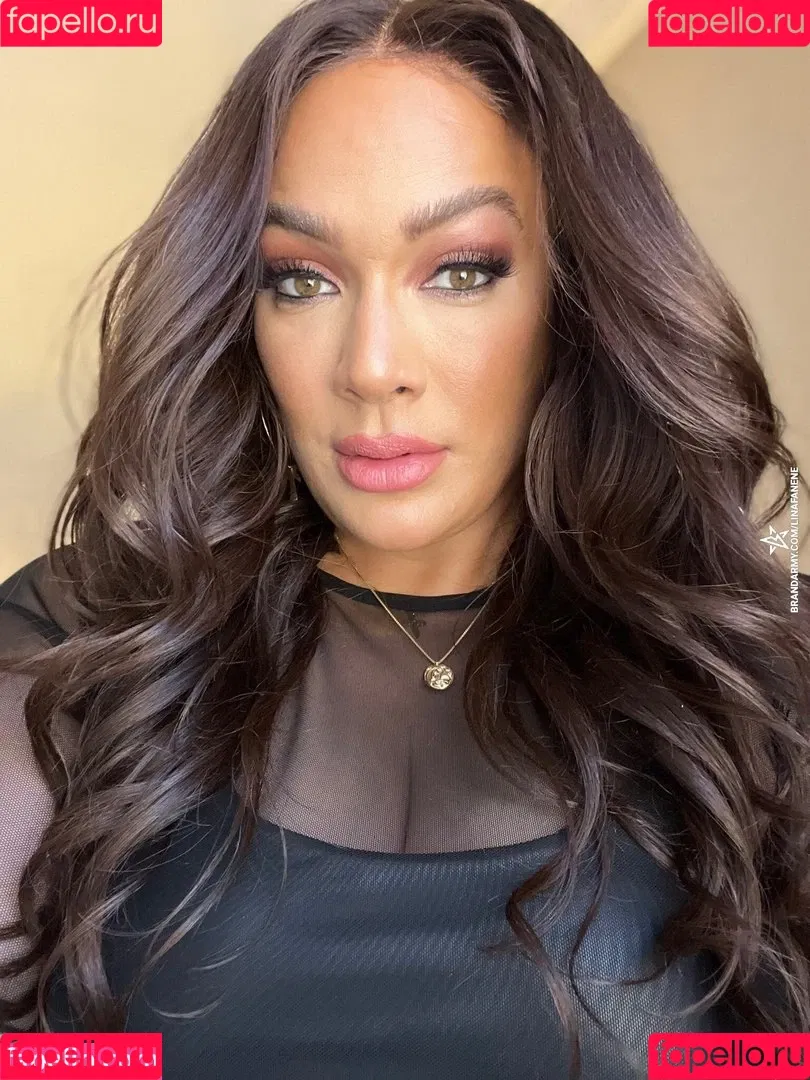 Nia Jax Onlyfans Photo Gallery 
