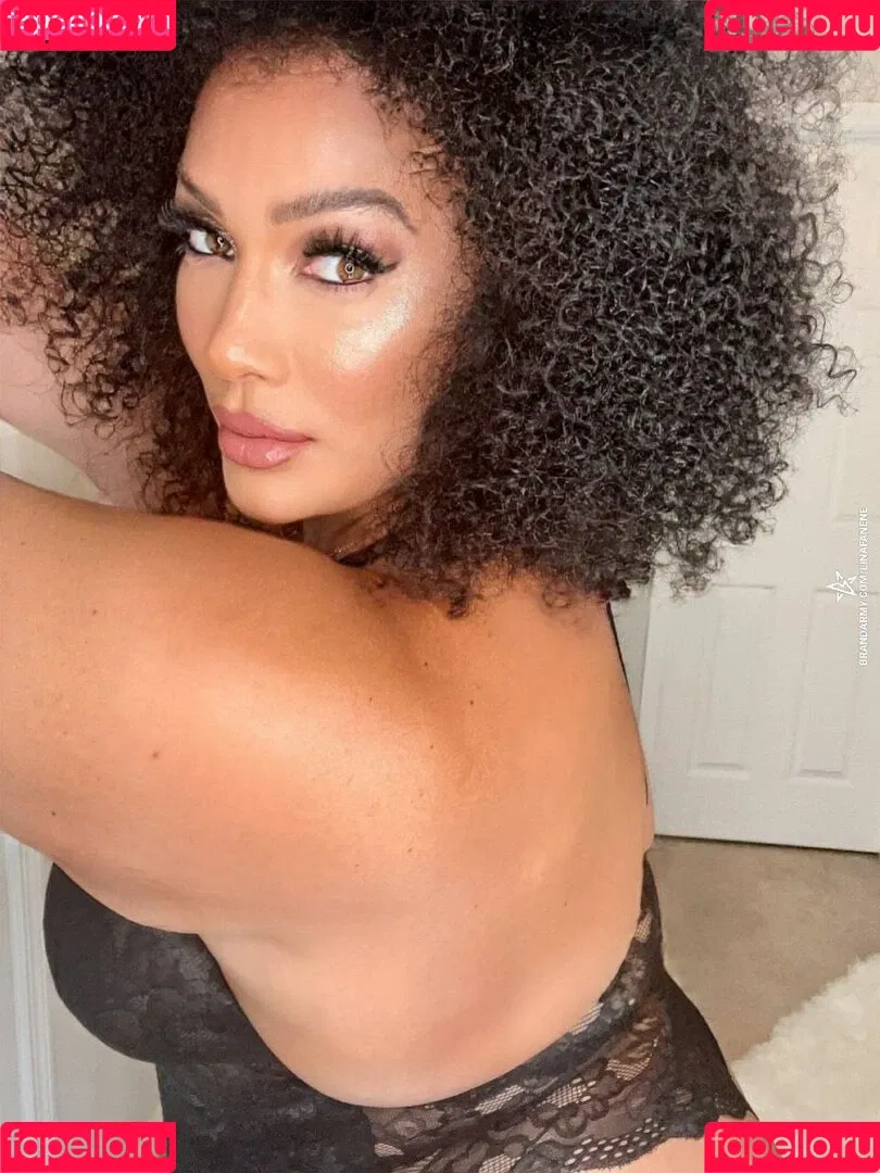 Nia Jax Onlyfans Photo Gallery 