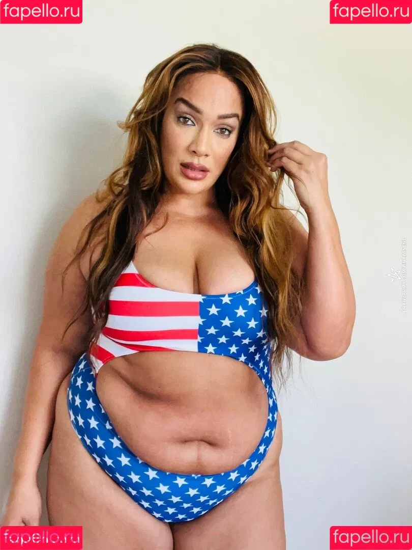 Nia Jax Onlyfans Photo Gallery 