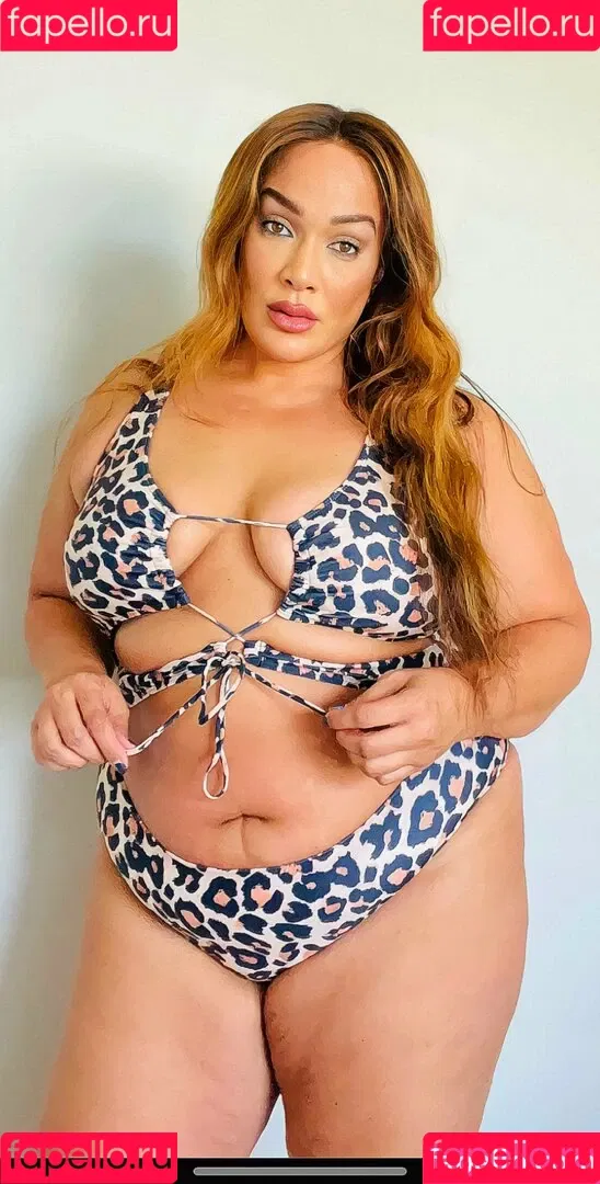 Nia Jax Onlyfans Photo Gallery 