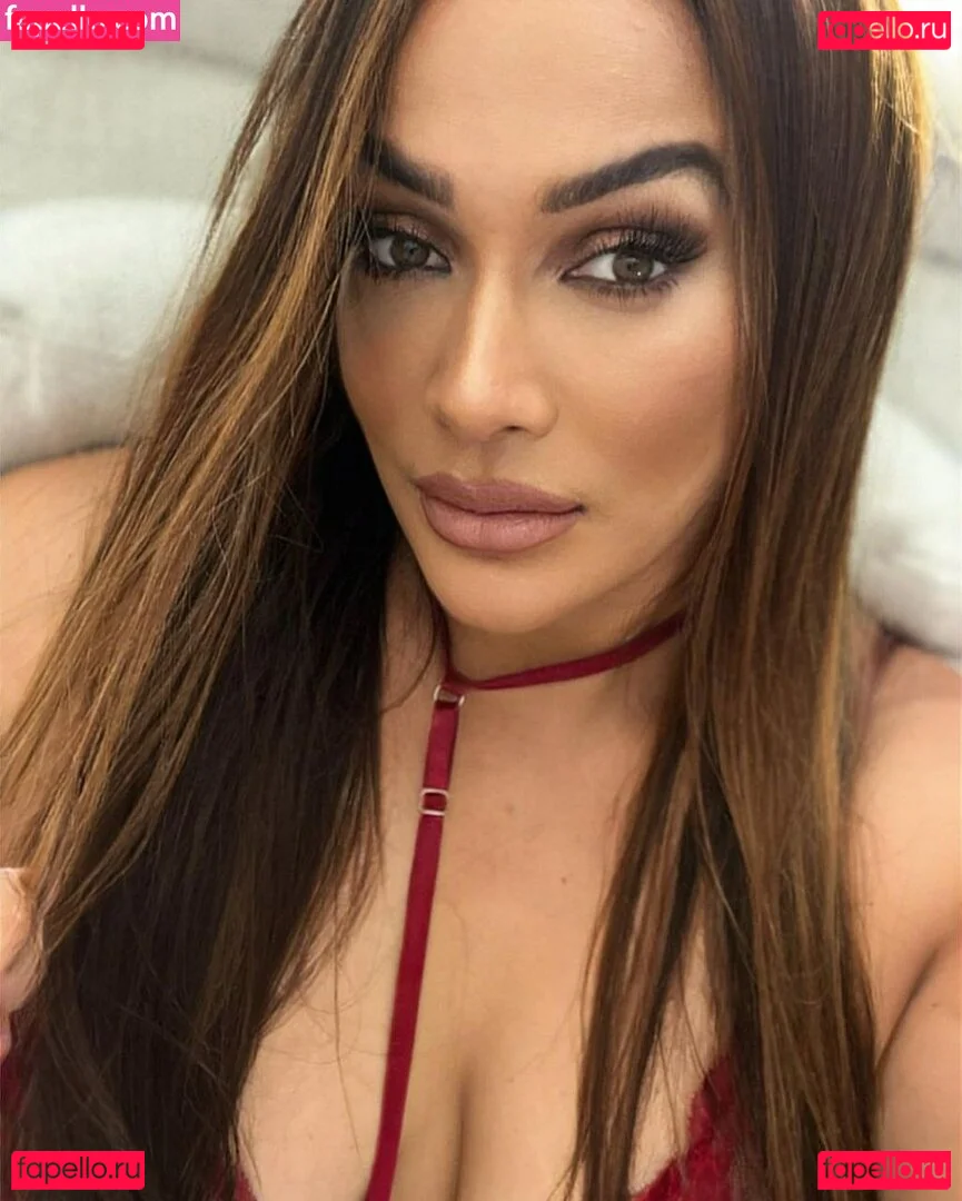 Nia Jax Onlyfans Photo Gallery 