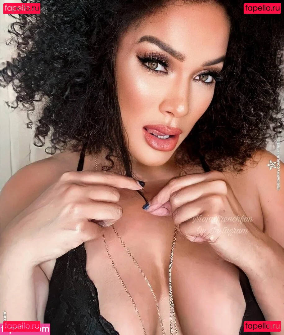 Nia Jax Onlyfans Photo Gallery 