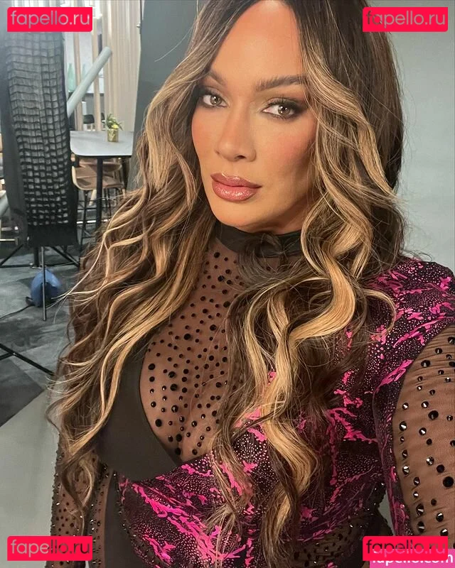 Nia Jax Onlyfans Photo Gallery 
