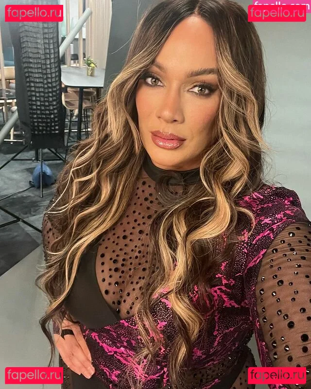 Nia Jax Onlyfans Photo Gallery 