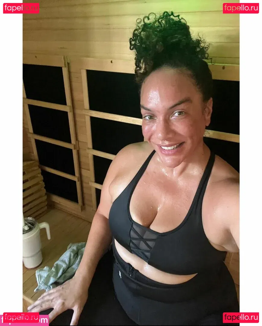 Nia Jax Onlyfans Photo Gallery 