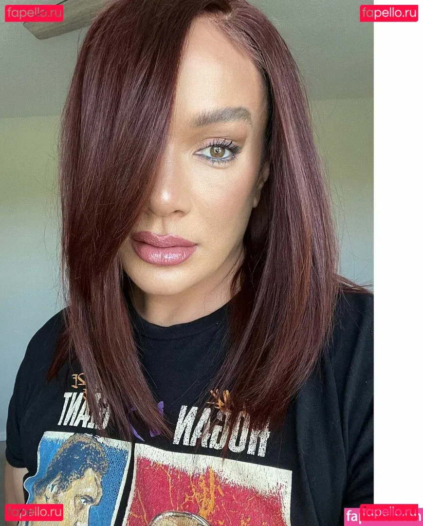 Nia Jax Onlyfans Photo Gallery 