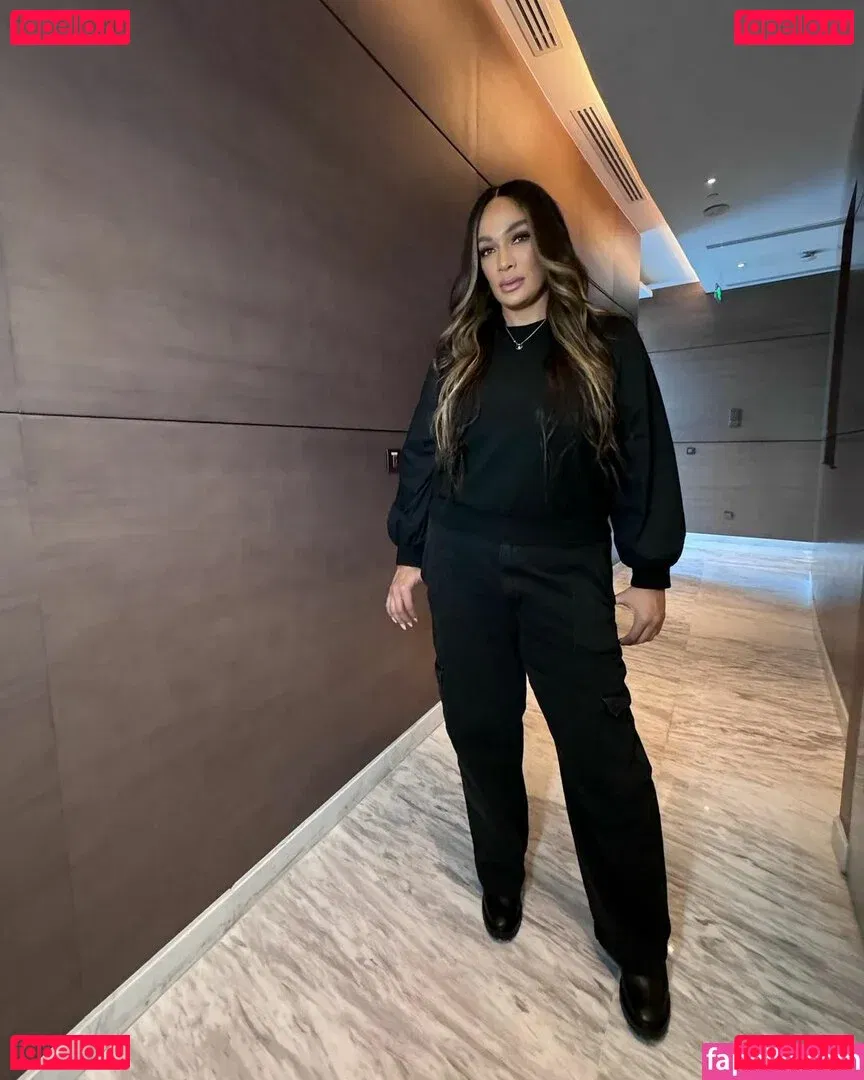 Nia Jax Onlyfans Photo Gallery 