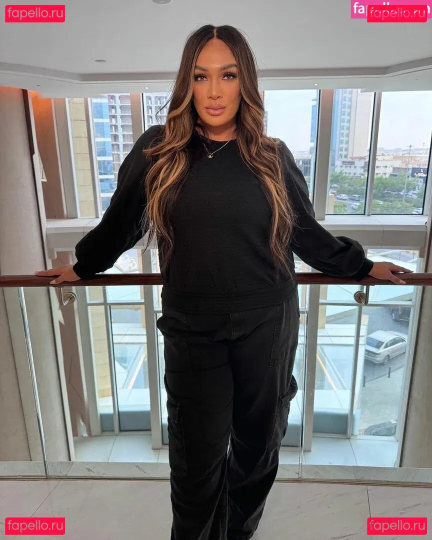 Nia Jax Onlyfans Photo Gallery 