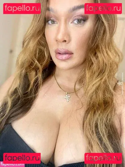 Nia Jax Onlyfans Photo Gallery 