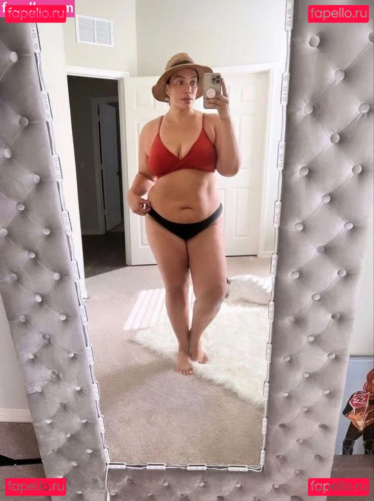 Nia Jax Onlyfans Photo Gallery 